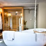 Nuitées Bohèmes Hôtel&spa Couette-café