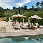 Nuitées Bohèmes Hôtel&spa Couette-café 4*