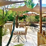 Nuitées Bohèmes Hôtel&spa Couette-café 4*
