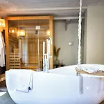 Nuitées Bohèmes Hôtel&spa Couette-café 4*