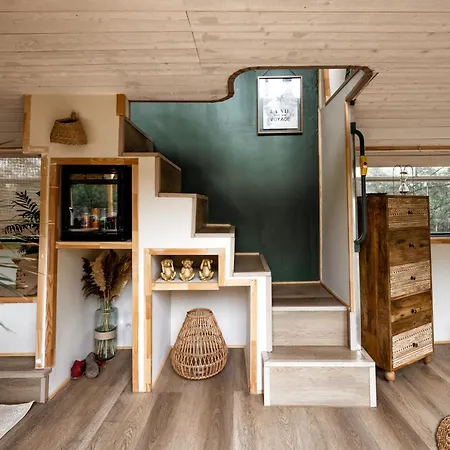 Nuitees Bohemes & Nocleg ze śniadaniem 4*