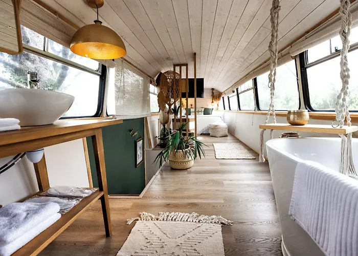 Nuitees Bohemes & 4*