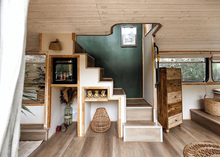 Nuitees Bohemes & Bed & Breakfast Gajan (Gard)